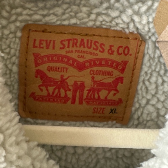 Levi’s Denim Sherpa Trucker Jacket, Dark Blue, Size XL - Picture 9 of 16